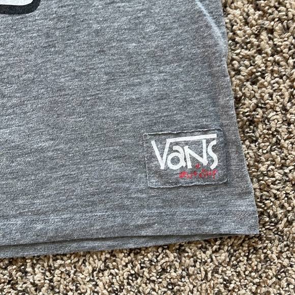 VANS x HELLO KITTY Cold Shoulder Shirt - Picture 4 of 6